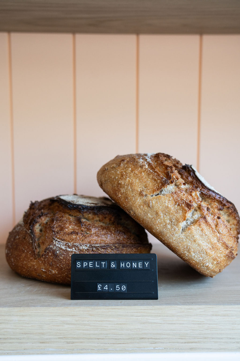 Peter Cooks bread