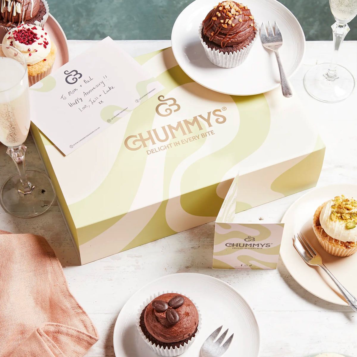 Mixed Box of Cupcakes, photo 3