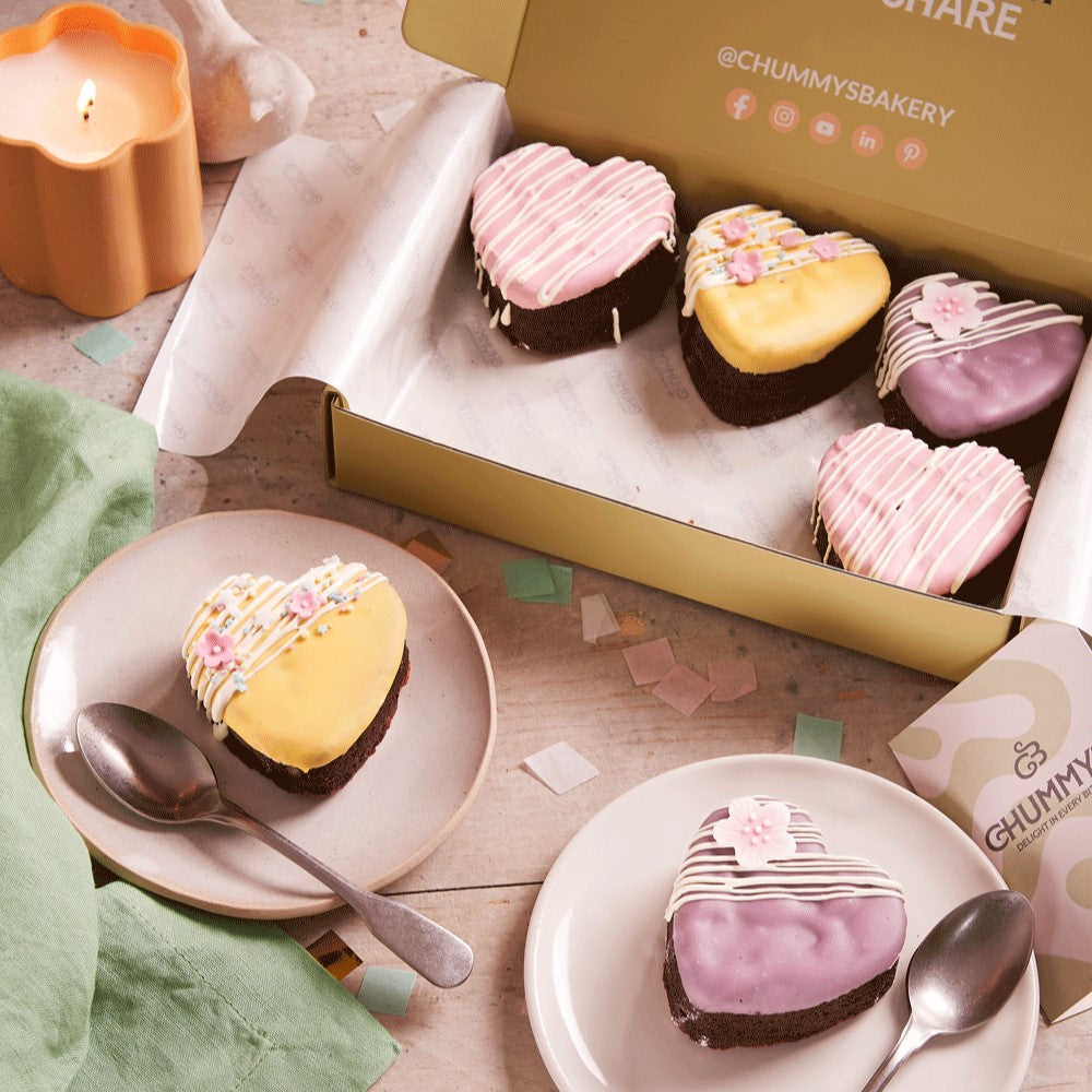 Mother's Day Heart Shaped Postal Brownie Box, photo 3