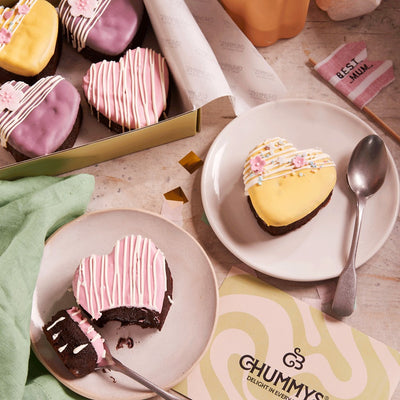 Mother's Day Heart Shaped Postal Brownie Box, photo 4